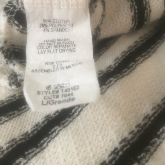 Long Black and White Striped Duster Cardigan - Picture 6 of 8